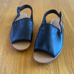 Franco Sarto black leather slingback open toe sandals Women size 10